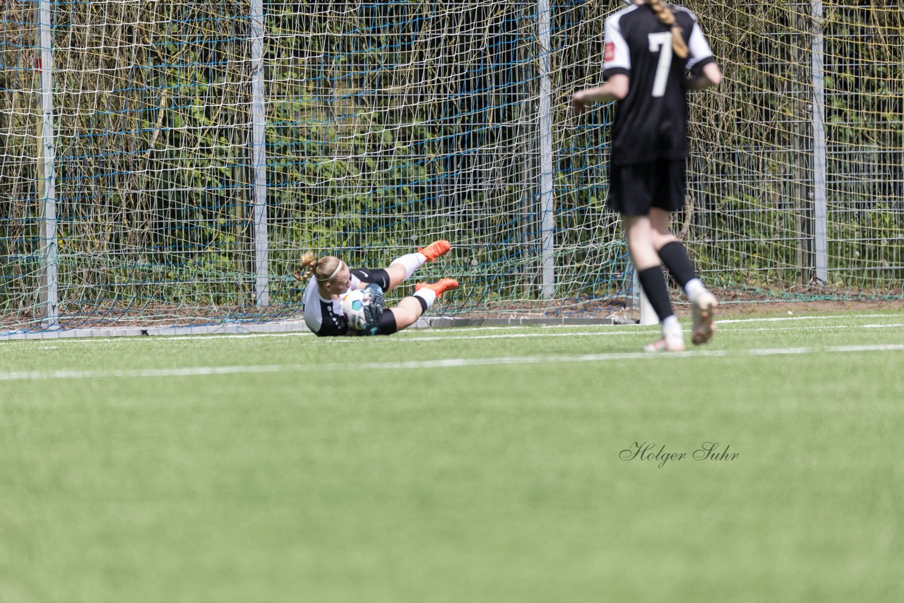 Bild 369 - wBJ SH-Pokalfinale  Holstein-Kiel - SV Viktoria : Ergebnis: 1:0